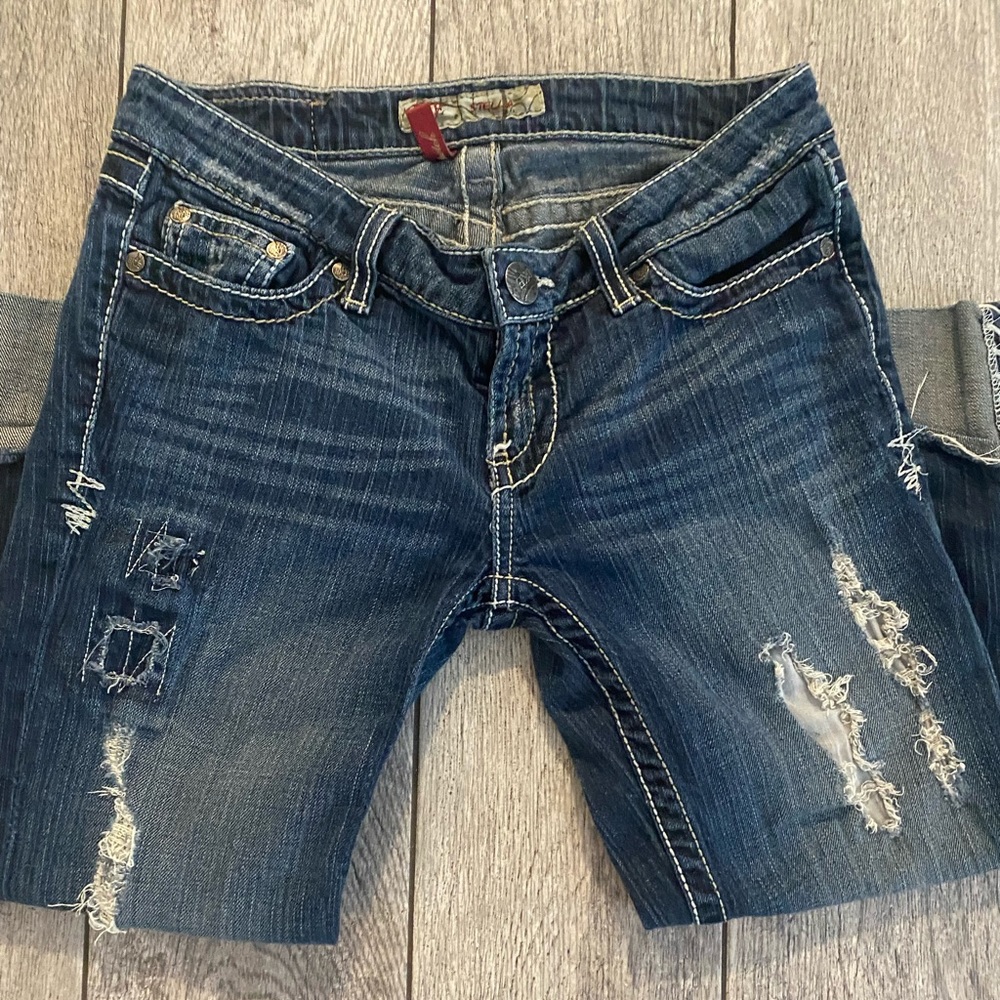 BKE 
Stella stretch fit
27 
Capri 
Stretchy and comfy